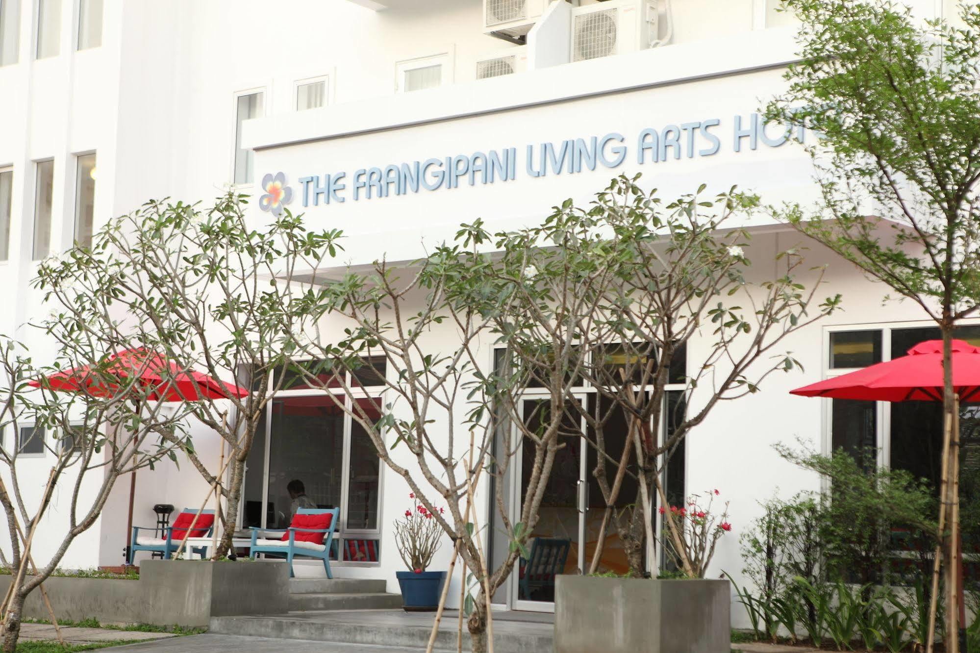 The Frangipani Living Arts Hotel And Spa Phnom Penh Zewnętrze zdjęcie